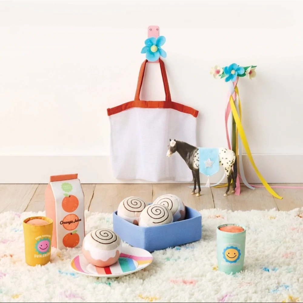 New! Pillowfort Kids' Breakfast Interactive 10 piece Play Set with Tote, Target